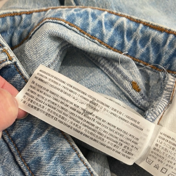 Abercrombie & Fitch Curve Love The 90s Relaxed Jean High Rise Light Wash 32 14R - Picture 9 of 11
